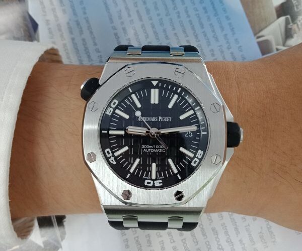 台中流當手錶拍賣 原裝 Audemars Piguet 愛彼 Royal Oak 自動 盒單齊全 喜歡價可議 KR010